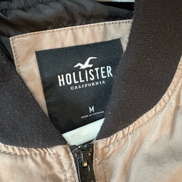 Hollister Beige and Black Bomber Jacket Men’s Medium - Picture 2 of 3